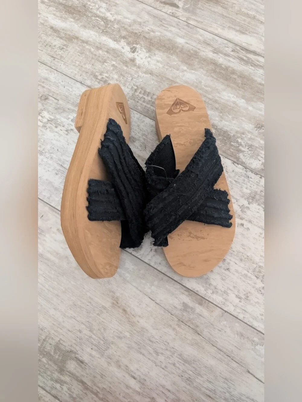Roxy Black Crisscross Slide Sandals NWOT
